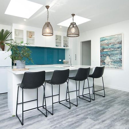 Boathouse Apartments Picton Exterior foto