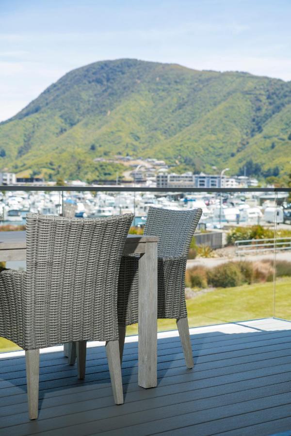 Boathouse Apartments Picton Exterior foto